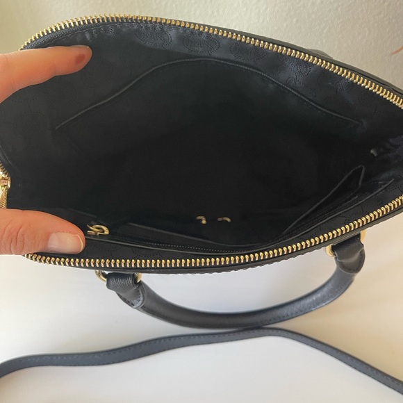 MICHAEL KORS BLACK SHOULDER BAG - Picture 9 of 12